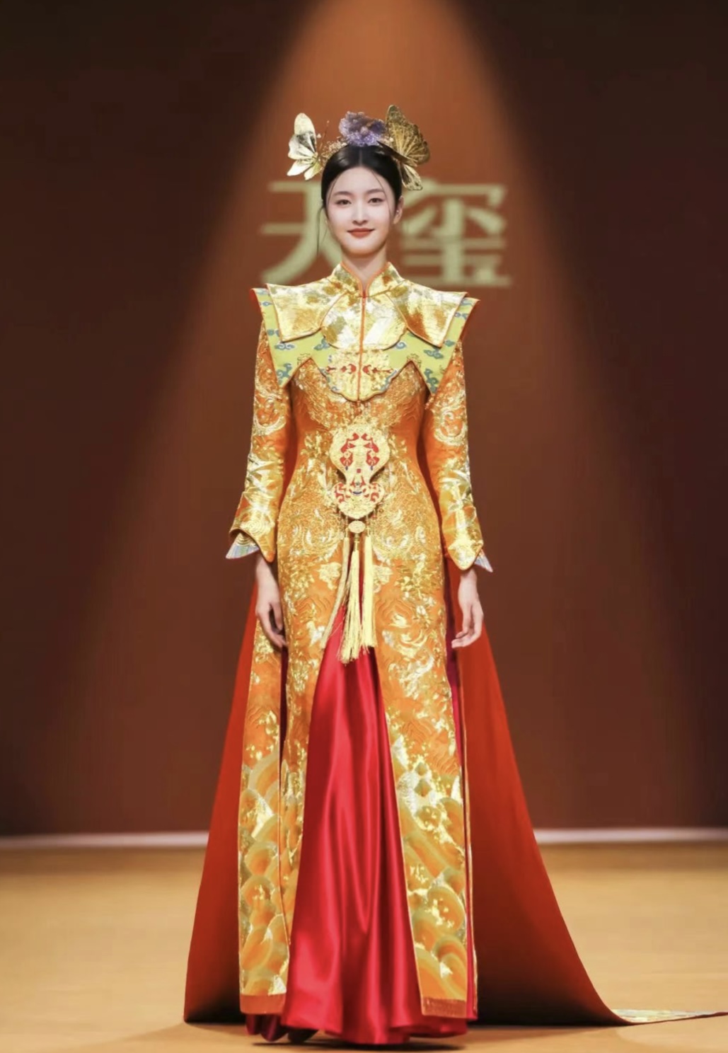 邀請函 | 天璽中國禮服亮相2024上海國際婚紗禮服、彩妝造型及時尚配飾展